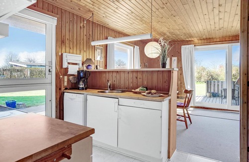 Arø House | Cozy home in Haderslev with WiFi