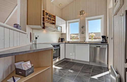 Flovt Strand House | Cozy home in Haderslev with sauna