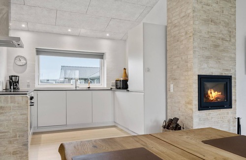 Flovt Strand House | Cozy home in Haderslev with WiFi