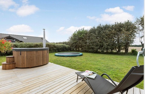 Flovt Strand House | Cozy home in Haderslev with WiFi