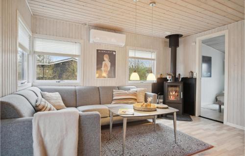 Diernæs Strandby House | Cozy Home In Haderslev With Wifi
