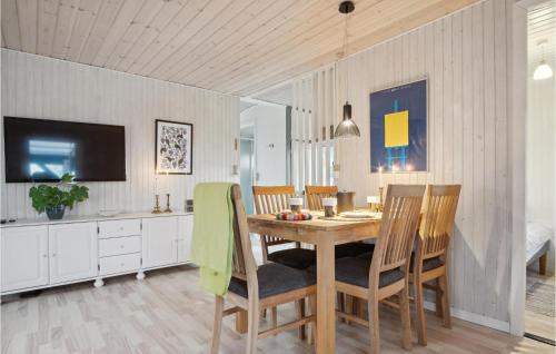 Diernæs Strandby House | Cozy Home In Haderslev With Wifi