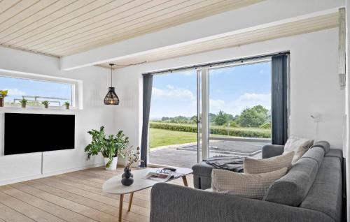 Skovbyballe House | Cozy Home In Haderslev With Wifi