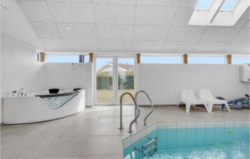 Flovt Strand House | Cozy Home In Haderslev With Sauna