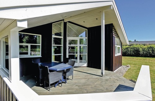 Nørre Hurup House | Cozy home in Hadsund with sauna