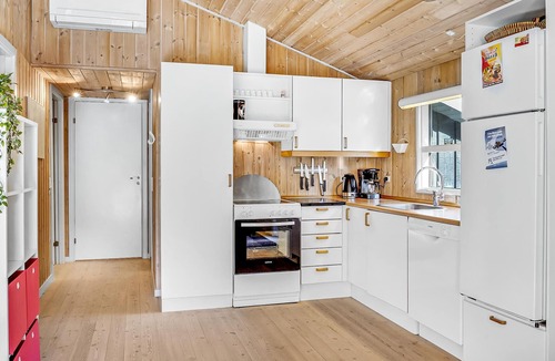 Oster Hurup House | Cozy home in Hadsund with sauna