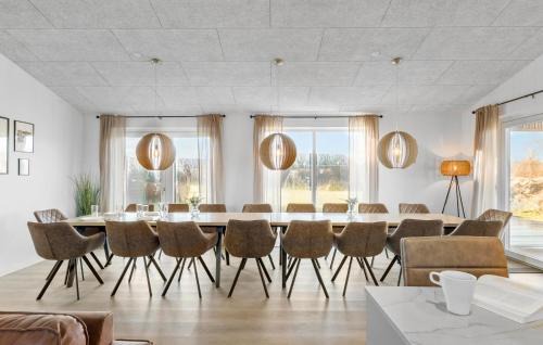 Hadsund House | Cozy Home In Hadsund With Sauna