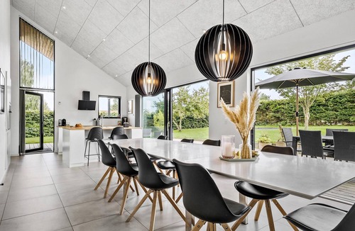 Hejlsminde Strand House | Cozy home in Hejls with sauna