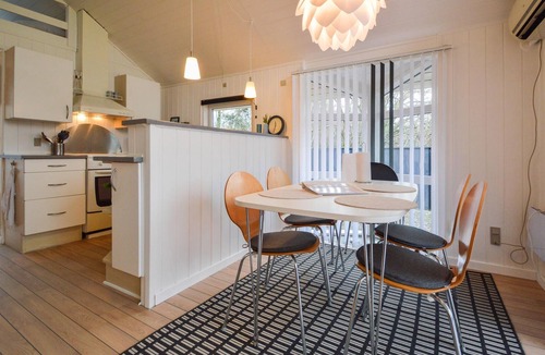 Falen House | Cozy home in Hemmet with kitchen