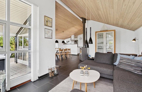 Falen House | Cozy home in Hemmet with sauna