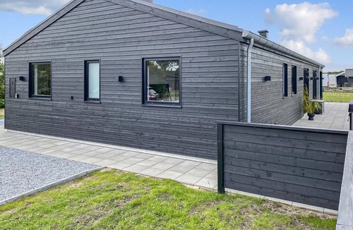 Bork Havn House | Cozy home in Hemmet with WiFi
