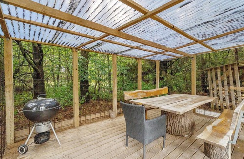 Skovgaarde House | Cozy home in Herning with kitchen