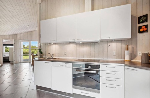 Hovborg House | Cozy home in Hovborg with sauna