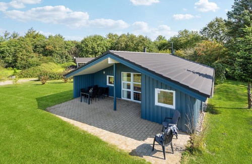 Hovborg House | Cozy home in Hovborg with sauna