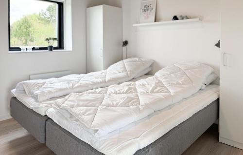 Hovborg House | Cozy Home In Hovborg With Wifi