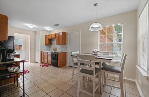 Humble House | Cozy Home in Humble near IAH