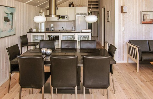 Ristinge House | Cozy home in Humble with WiFi
