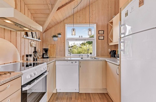 Bjerregaard House | Cozy home in Hvide Sande with sauna
