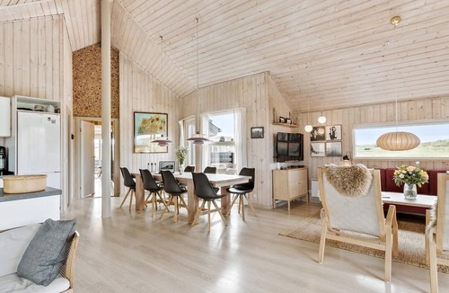 Haurvig House | Cozy home in Hvide Sande with WiFi