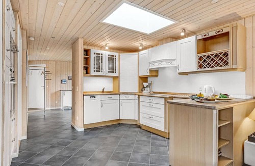 Bjerregaard House | Cozy home in Hvide Sande with sauna