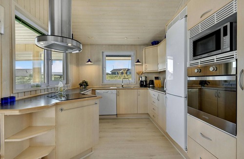 Hvide Sande House | Cozy home in Hvide Sande with sauna