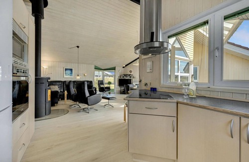 Hvide Sande House | Cozy home in Hvide Sande with sauna