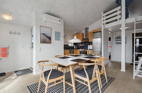 Nørre Lyngvig House | Cozy home in Hvide Sande with sauna