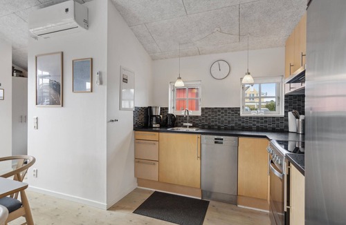 Nørre Lyngvig House | Cozy home in Hvide Sande with sauna