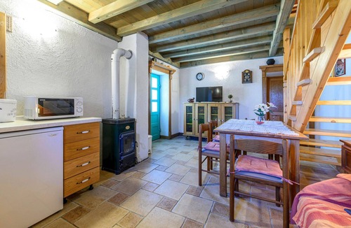 Sibenik House | Cozy home in Jadrija with WiFi