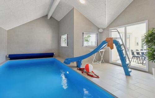 Bratten Strand House | Cozy Home In Jerup With Sauna