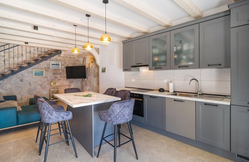 Jesenice House | Cozy home in Jesenice