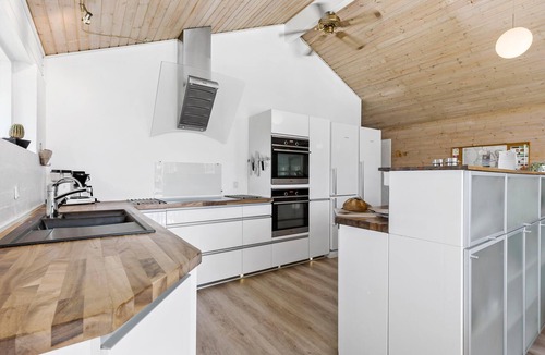 Knebel House | Cozy home in Knebel with sauna