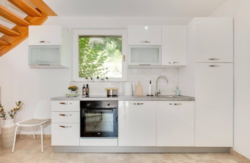 Koranski Brijeg House | Cozy home in Koranski Brijeg with sauna
