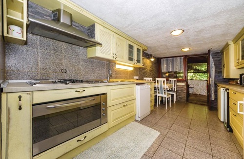 Kozino House | Cozy home in Kozino with sauna