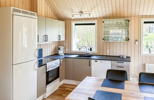 Trend House | Cozy home in Løgstør with kitchen