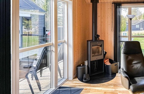 Trend House | Cozy home in Løgstør with kitchen