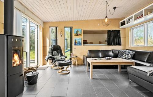 Trend House | Cozy Home In Løgstør With Sauna