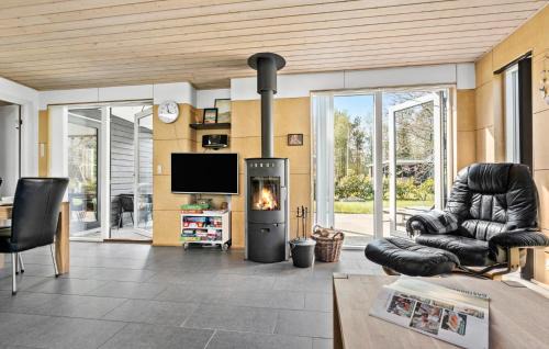 Trend House | Cozy Home In Løgstør With Sauna