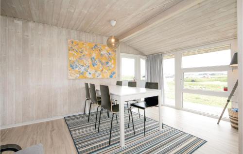 Nr. Lyngby Strand House | Cozy Home In Løkken With Kitchen