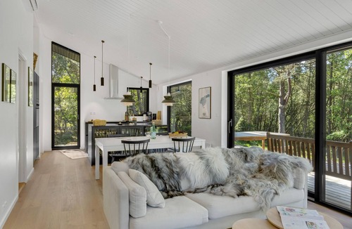 Læsø House | Cozy home in Læsø with kitchen