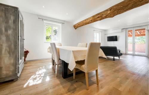 Lavilledieu House | Cozy Home In Lavilledieu