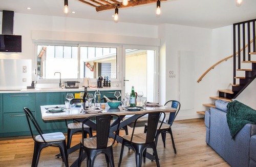 Le Vieux-Bourg House | Cozy home in Le Vieux-Bourg