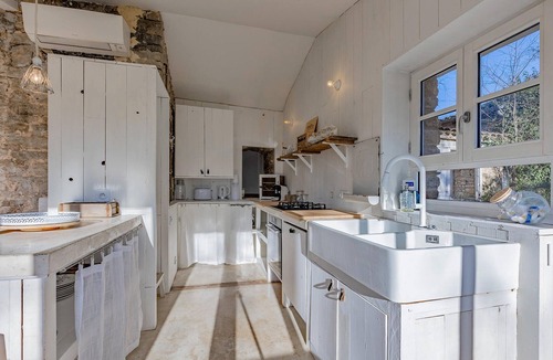 Rouet House | Cozy home in LE ROUET