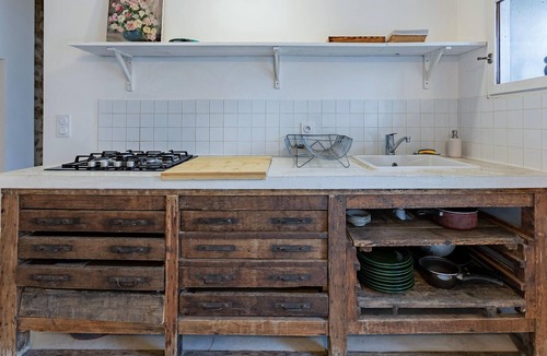 Rouet House | Cozy home in LE ROUET