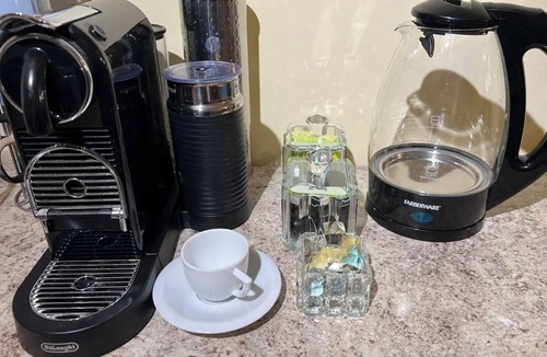 Lenox House | Cozy Home in Lenox