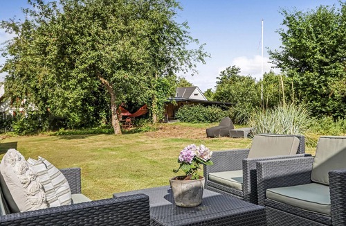 Logstrup House | Cozy home in Løgstrup with WiFi