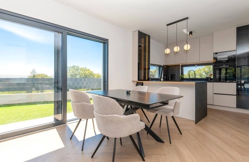 Lovrec House | Cozy home in Lovrec with private swimming pool, can be inside or outside