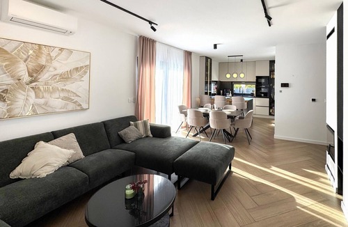 Lovrec House | Cozy home in Lovrec with private swimming pool, can be inside or outside