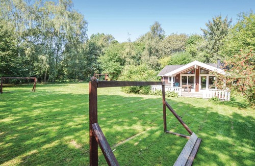 Lundby House | Cozy home in Lundby with sauna