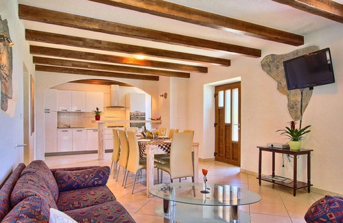 Dolenja Vas House | Cozy home in Lupoglav